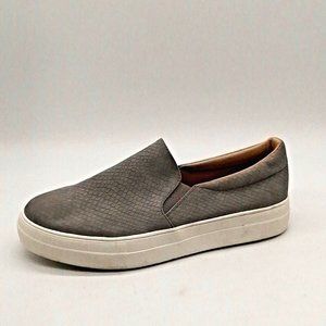 Soda Womens Flat Heel Slip On Loafer Sneaker Elastic Insets Cushioned Gray Sz‎ 9